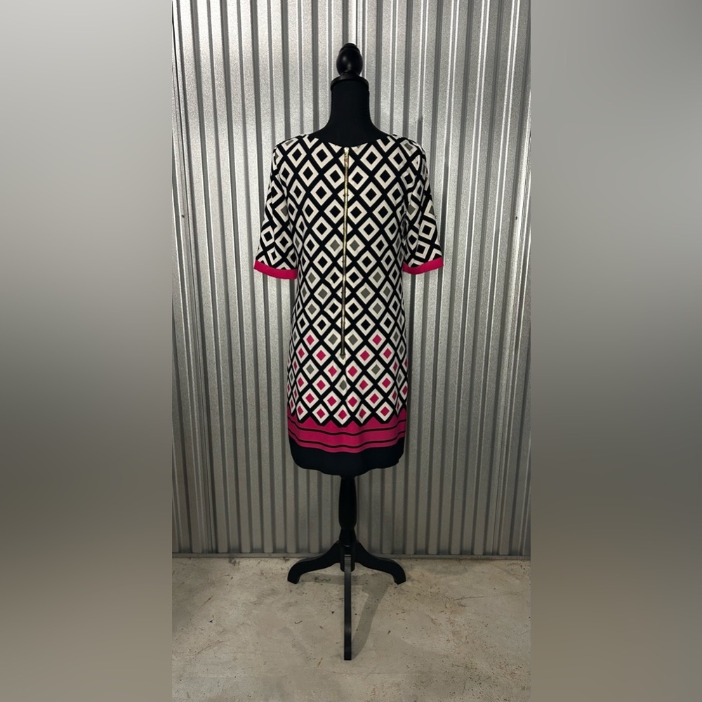 Women’s Eliza J Geometric Black White Pink Poly Blend Long Sleeve Dress Size 8 - Picture 2 of 4